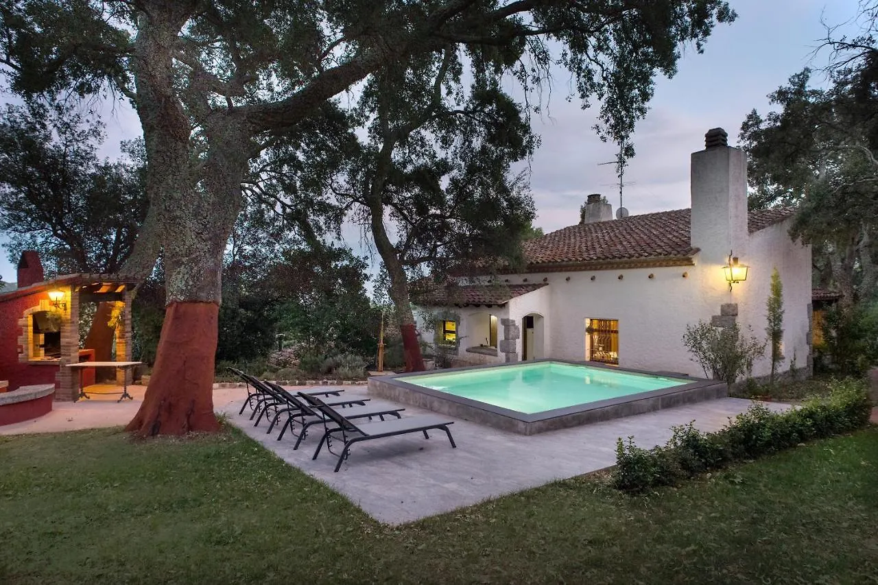 Сasa de vacaciones Ca La Celia Casa Con Spa, Piscina Y Bbq Maçanet de Cabrenys España